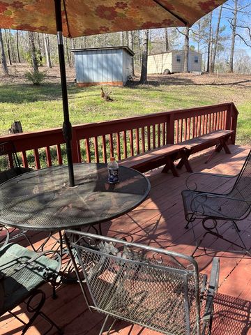 1188 Phil Howe Road, Manchester, GA 31816