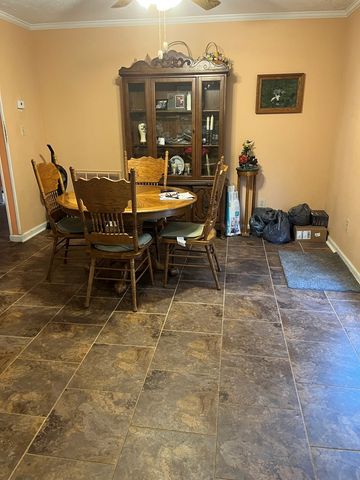 1188 Phil Howe Road, Manchester, GA 31816