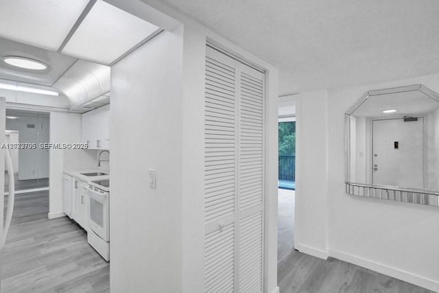3821 Environ Blvd 403, Lauderhill, FL 33319