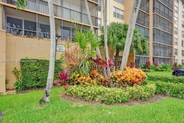 3821 Environ Blvd 403, Lauderhill, FL 33319