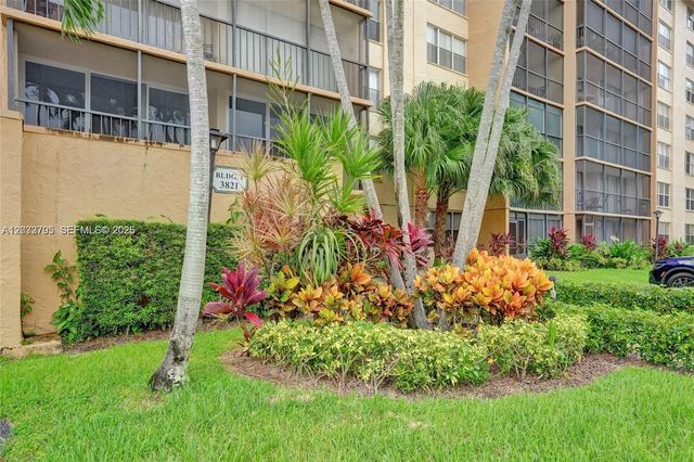 3821 Environ Blvd 403, Lauderhill, FL 33319