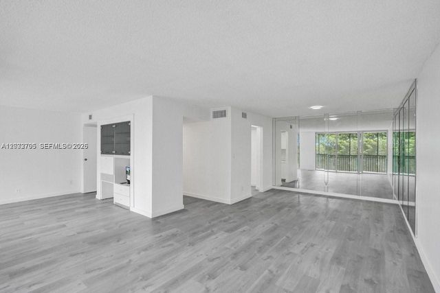 3821 Environ Blvd 403, Lauderhill, FL 33319