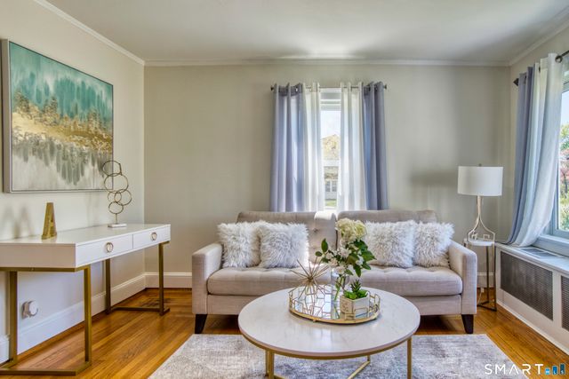 21 Lancaster Road, Manchester, CT 06040