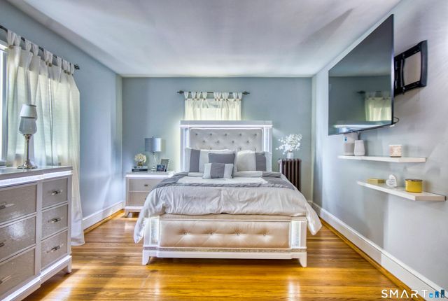 21 Lancaster Road, Manchester, CT 06040