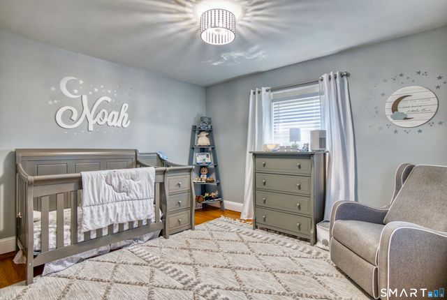 21 Lancaster Road, Manchester, CT 06040