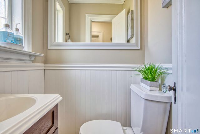 21 Lancaster Road, Manchester, CT 06040