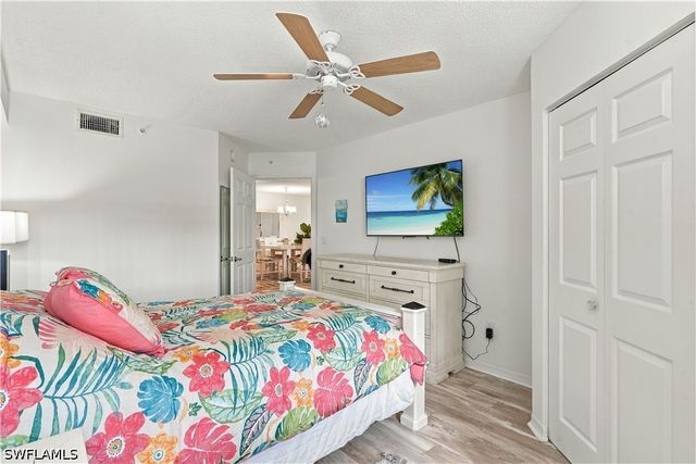 8960 Colonnades CT E 915, Bonita Springs, FL 34135