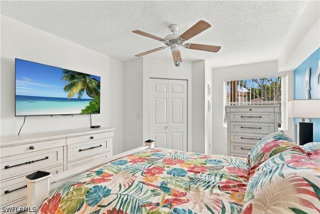 8960 Colonnades CT E 915, Bonita Springs, FL 34135