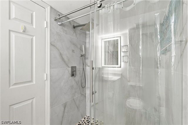 8960 Colonnades CT E 915, Bonita Springs, FL 34135