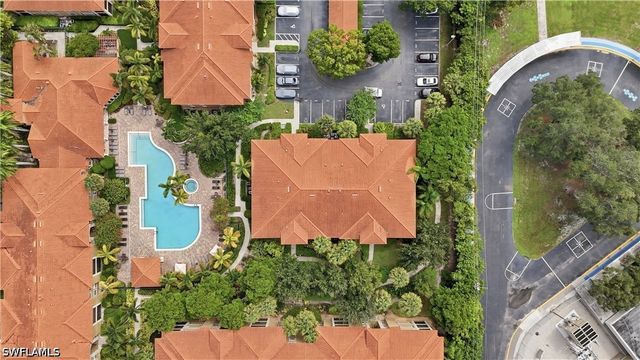 8960 Colonnades CT E 915, Bonita Springs, FL 34135