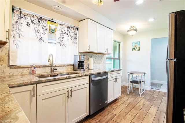 256 SE 46th TER, Cape Coral, FL 33904