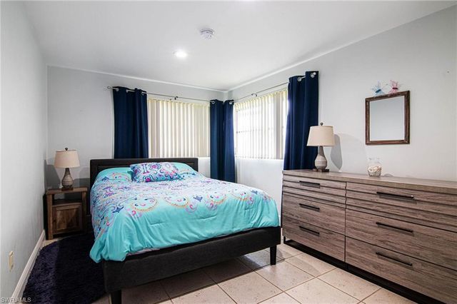 256 SE 46th TER, Cape Coral, FL 33904