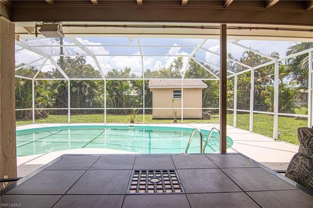 256 SE 46th TER, Cape Coral, FL 33904