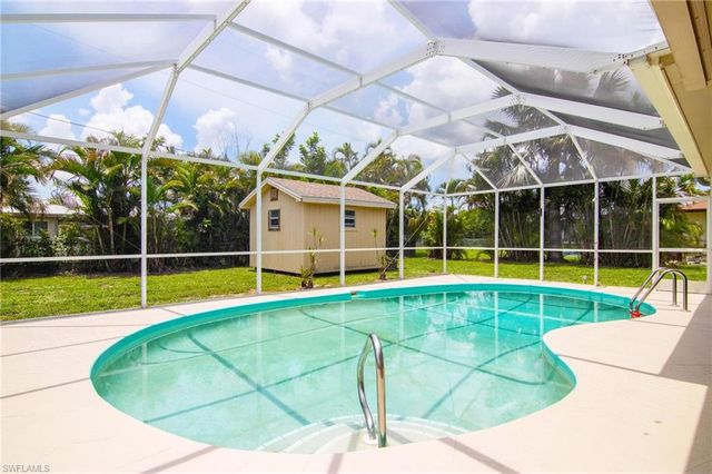 256 SE 46th TER, Cape Coral, FL 33904