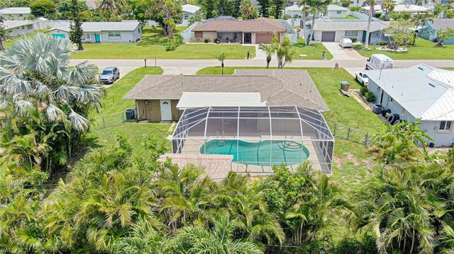256 SE 46th TER, Cape Coral, FL 33904