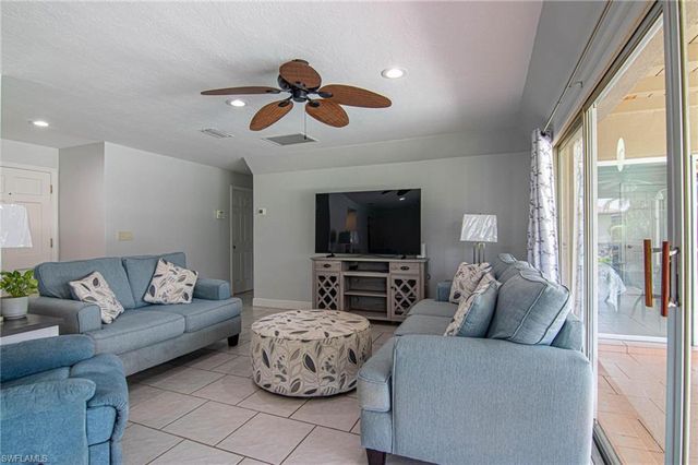 256 SE 46th TER, Cape Coral, FL 33904