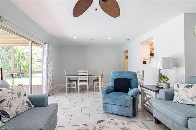 256 SE 46th TER, Cape Coral, FL 33904