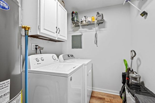 206 W Indiana Street, Kouts, IN 46347