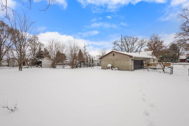 206 W Indiana Street, Kouts, IN 46347