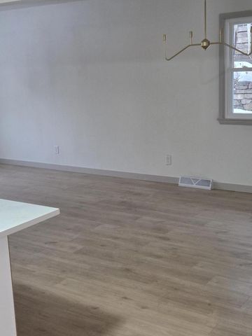 360 Richard STREET, Waukesha, WI 53189