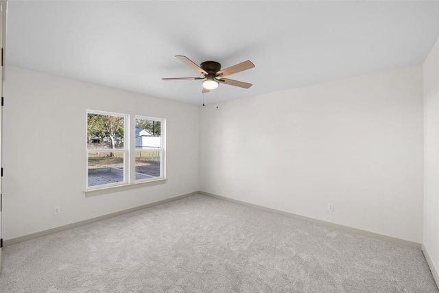 911 Eilers Street, Schulenburg, TX 78956