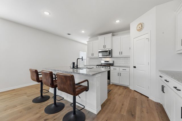 301 Willowmore Drive, Little Elm, TX 75068