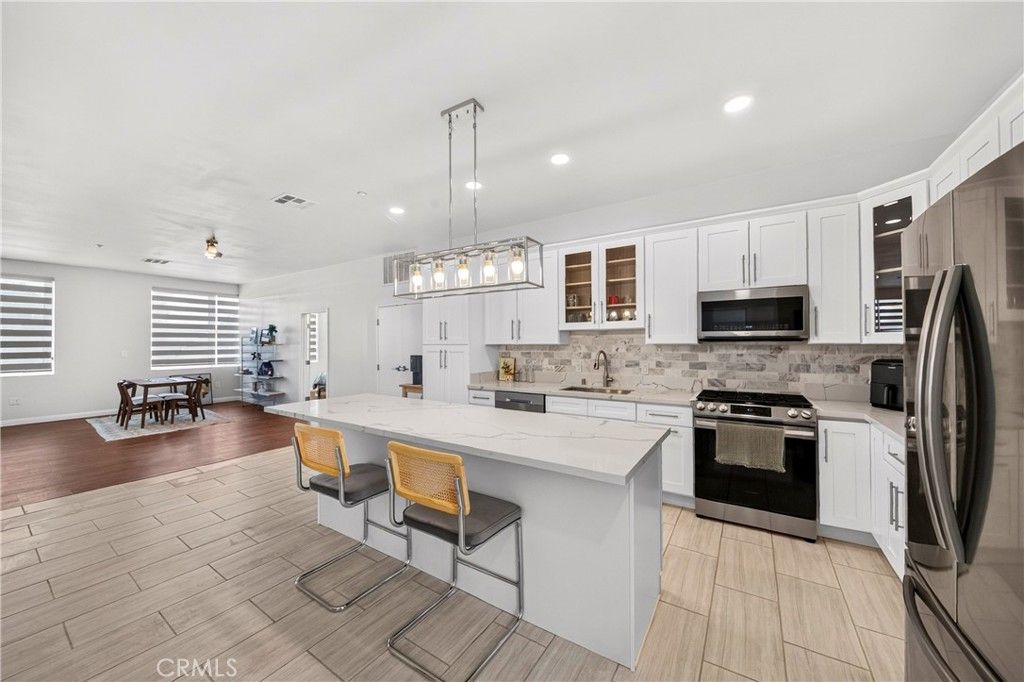 435 W Center Street 316, Anaheim, CA 92805 — exterior