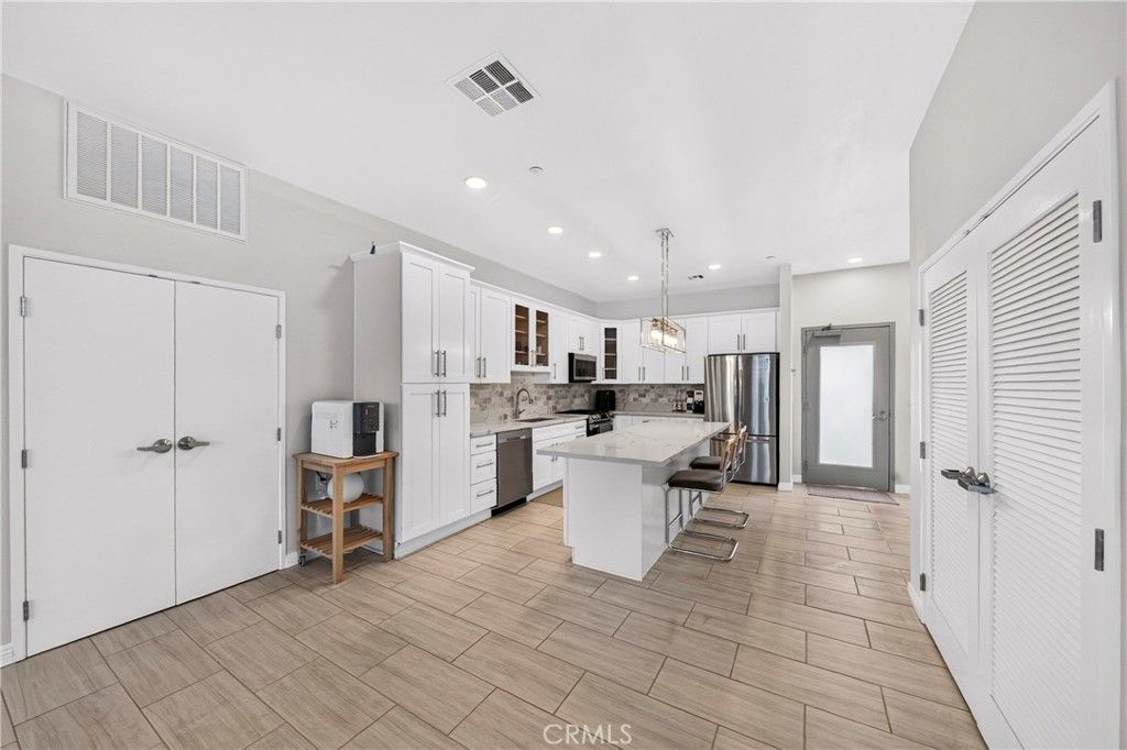 435 W Center Street 316, Anaheim, CA 92805 — photo 2