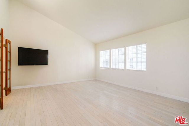 141 N Clark Drive 2, West Hollywood, CA 90048