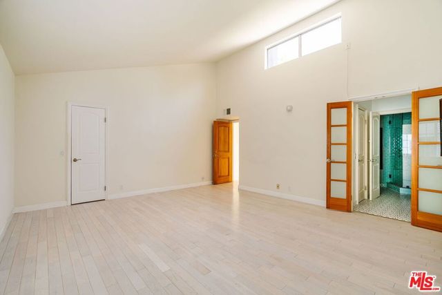 141 N Clark Drive 2, West Hollywood, CA 90048