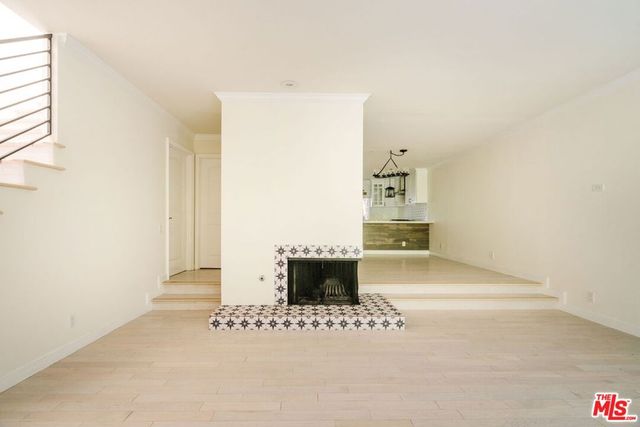 141 N Clark Drive 2, West Hollywood, CA 90048