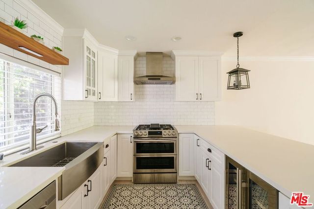 141 N Clark Drive 2, West Hollywood, CA 90048