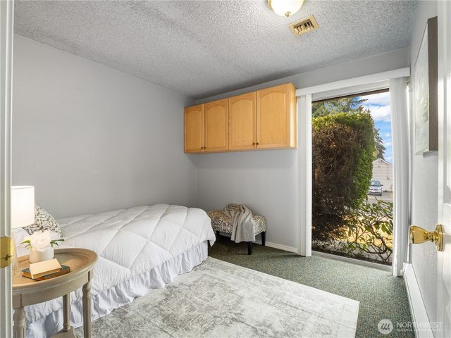 3102 Bridgeport Way W, University Place, WA 98466