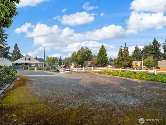 3102 Bridgeport Way W, University Place, WA 98466