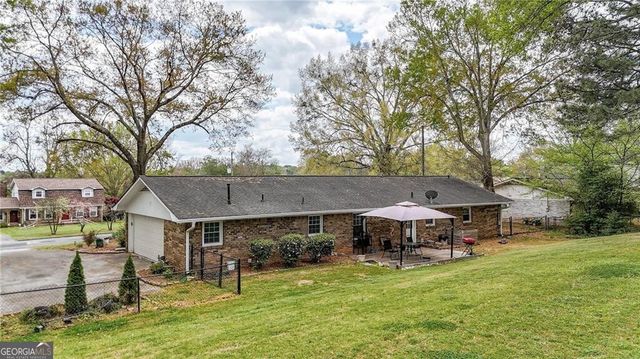 102 Ivy Lane, Calhoun, GA 30701