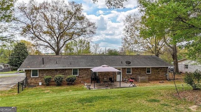 102 Ivy Lane, Calhoun, GA 30701