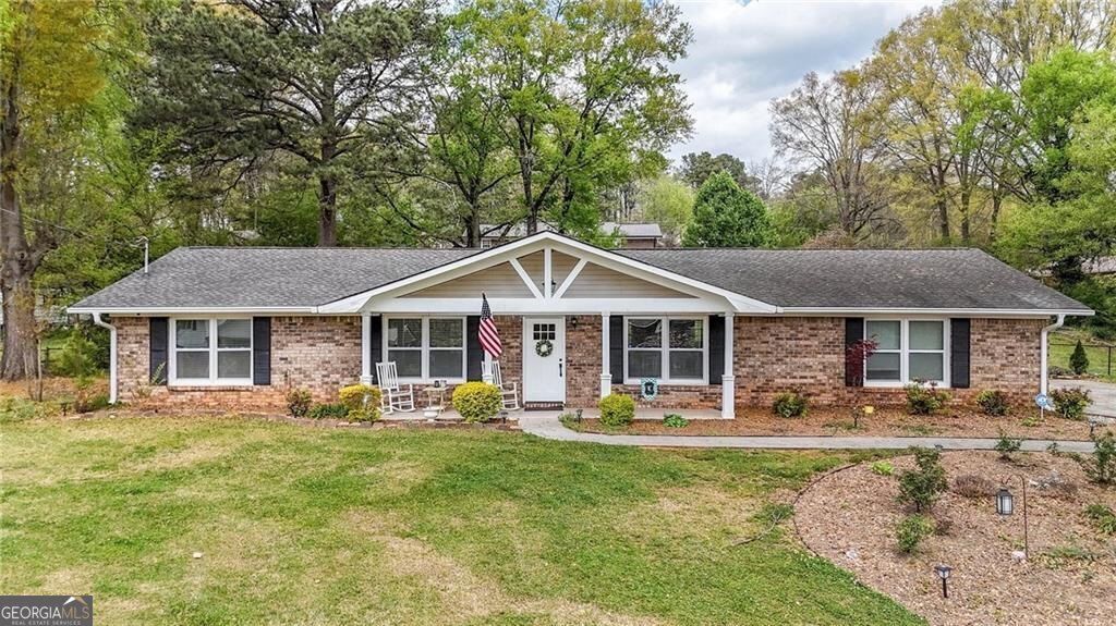 102 Ivy Lane, Calhoun, GA 30701