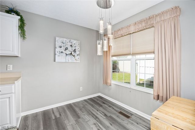 7393 Willow Woods Drive, North Olmsted, OH 44070