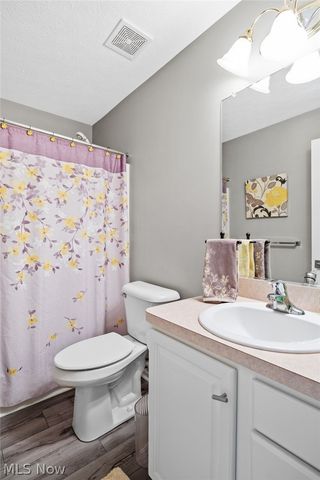 7393 Willow Woods Drive, North Olmsted, OH 44070
