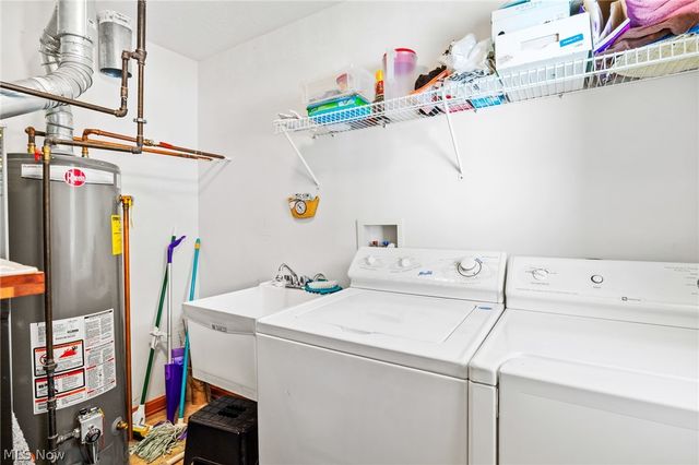 7393 Willow Woods Drive, North Olmsted, OH 44070