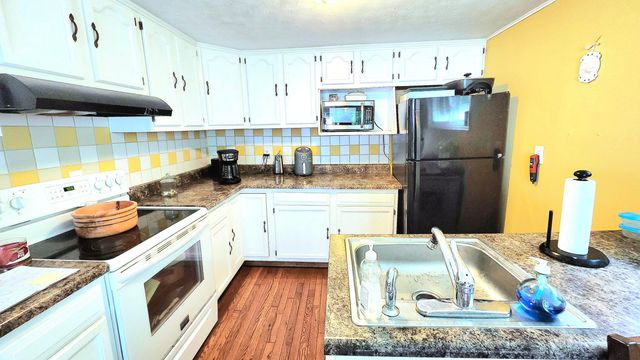 37 Hamilton Lane, Hazard, KY 41701