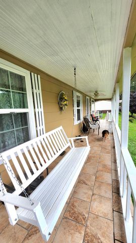 37 Hamilton Lane, Hazard, KY 41701