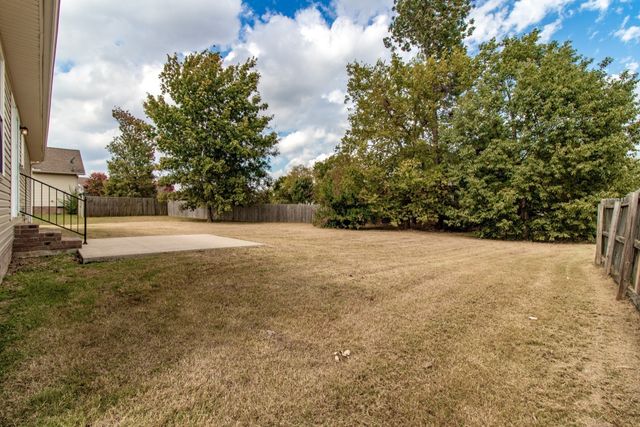 4910 Court Dr, Murfreesboro, TN 37128