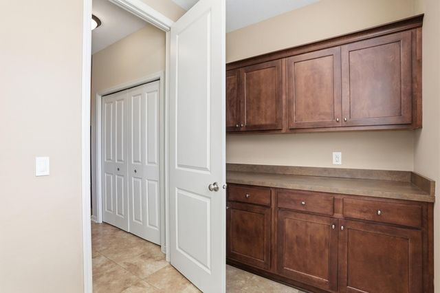 16885 Diamonte Way, Lakeville, MN 55044