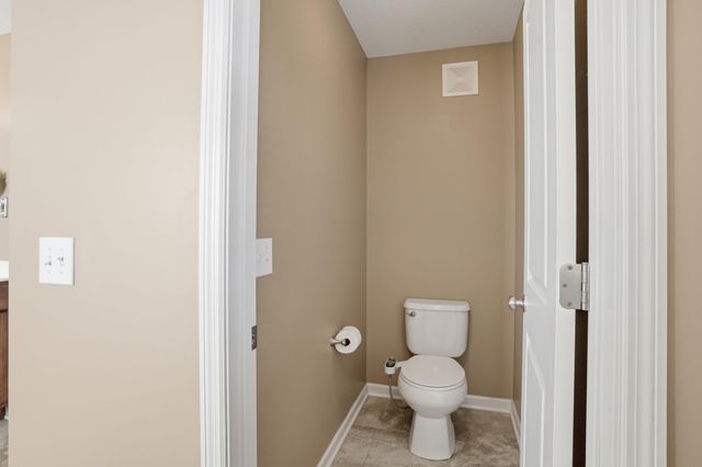16885 Diamonte Way, Lakeville, MN 55044