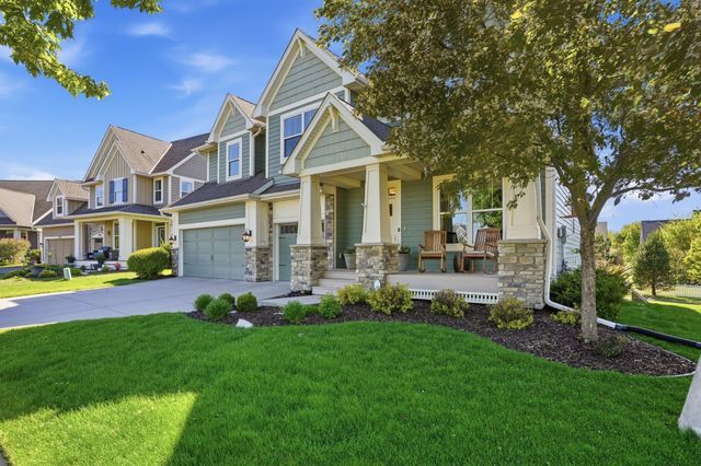 16885 Diamonte Way, Lakeville, MN 55044