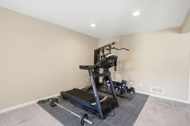 16885 Diamonte Way, Lakeville, MN 55044