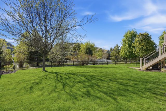 16885 Diamonte Way, Lakeville, MN 55044