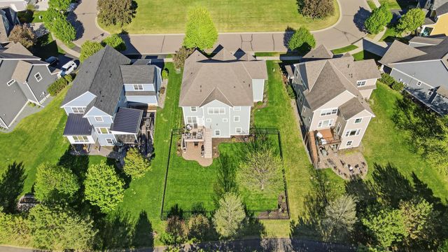 16885 Diamonte Way, Lakeville, MN 55044