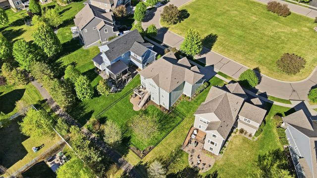 16885 Diamonte Way, Lakeville, MN 55044